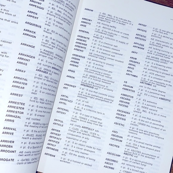 The official scrabble players dictionary large vintage  book - Picture 7 of 12